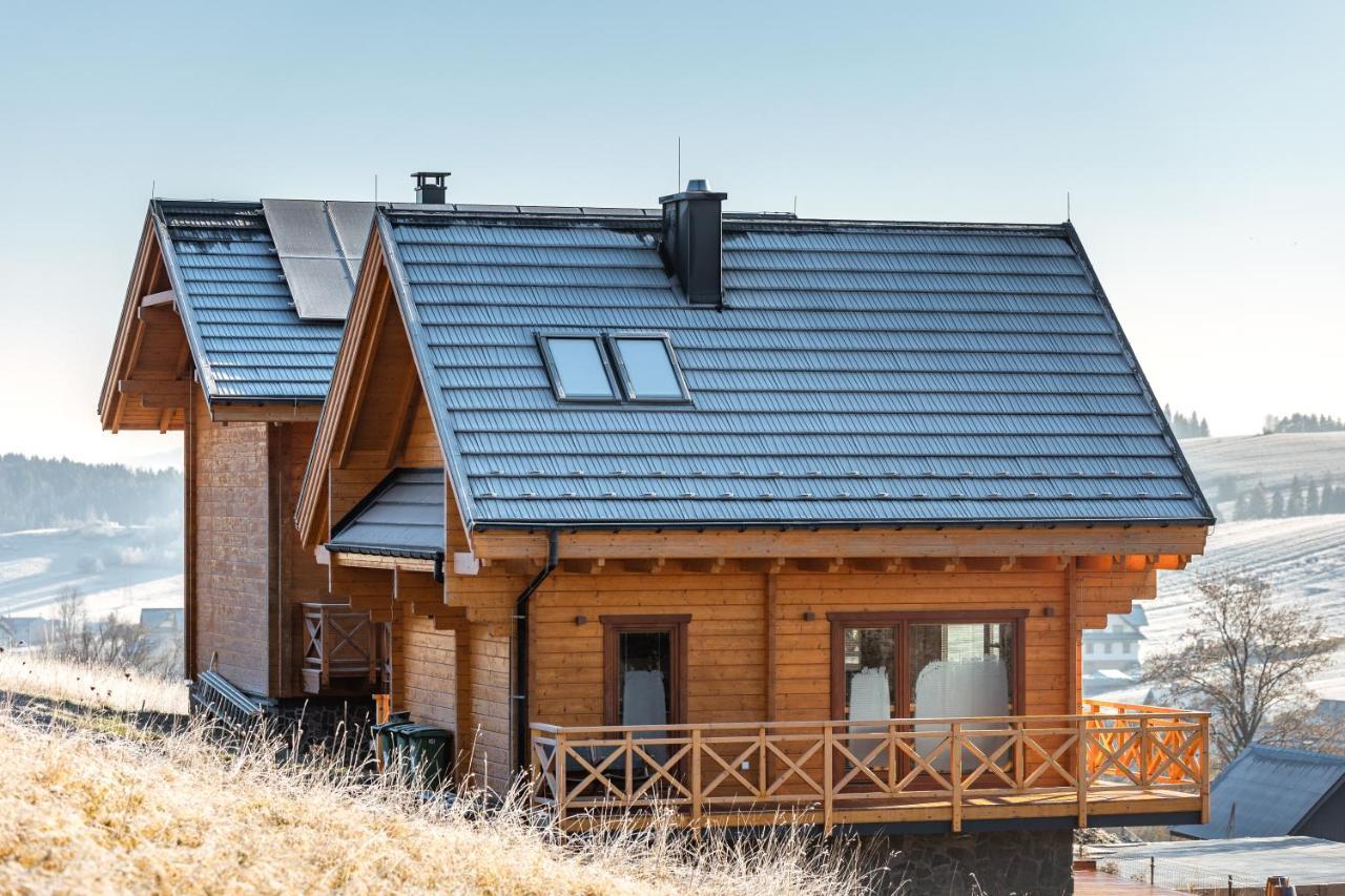 Houten Vakantiewoning "Reisnaarpolen" Royaal Ontbijt, Sauna En Hottub Czarna Góra Екстериор снимка