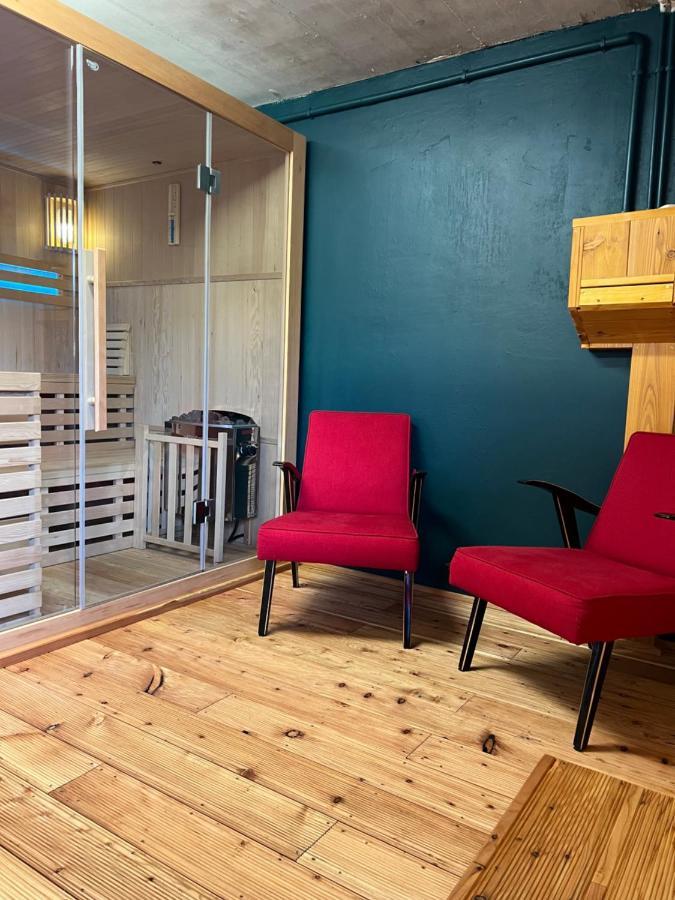 Houten Vakantiewoning "Reisnaarpolen" Royaal Ontbijt, Sauna En Hottub Czarna Góra Екстериор снимка