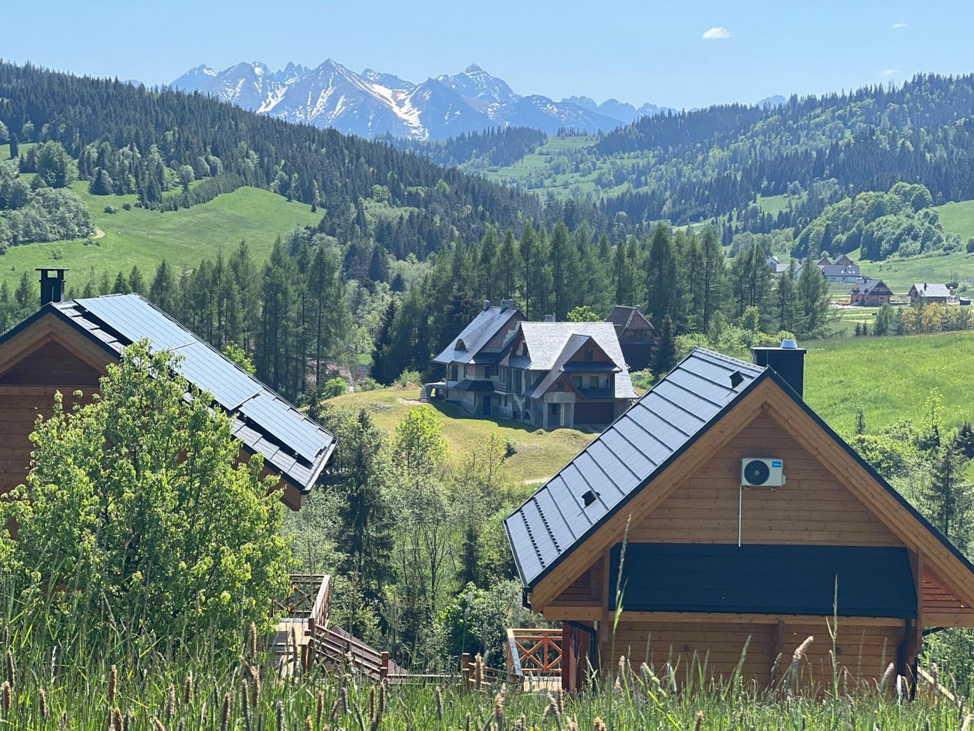 Houten Vakantiewoning "Reisnaarpolen" Royaal Ontbijt, Sauna En Hottub Czarna Góra Екстериор снимка