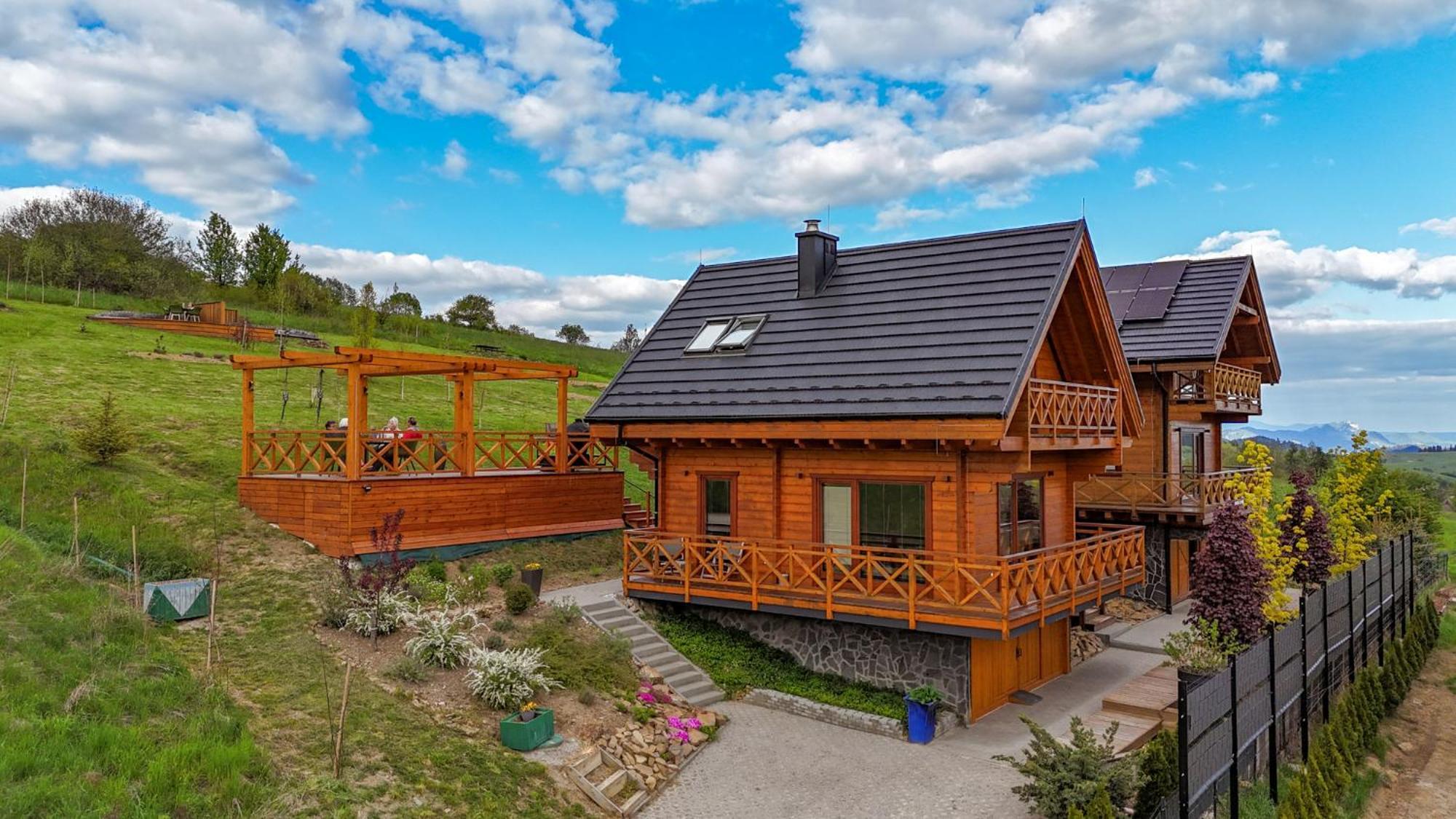 Houten Vakantiewoning "Reisnaarpolen" Royaal Ontbijt, Sauna En Hottub Czarna Góra Екстериор снимка